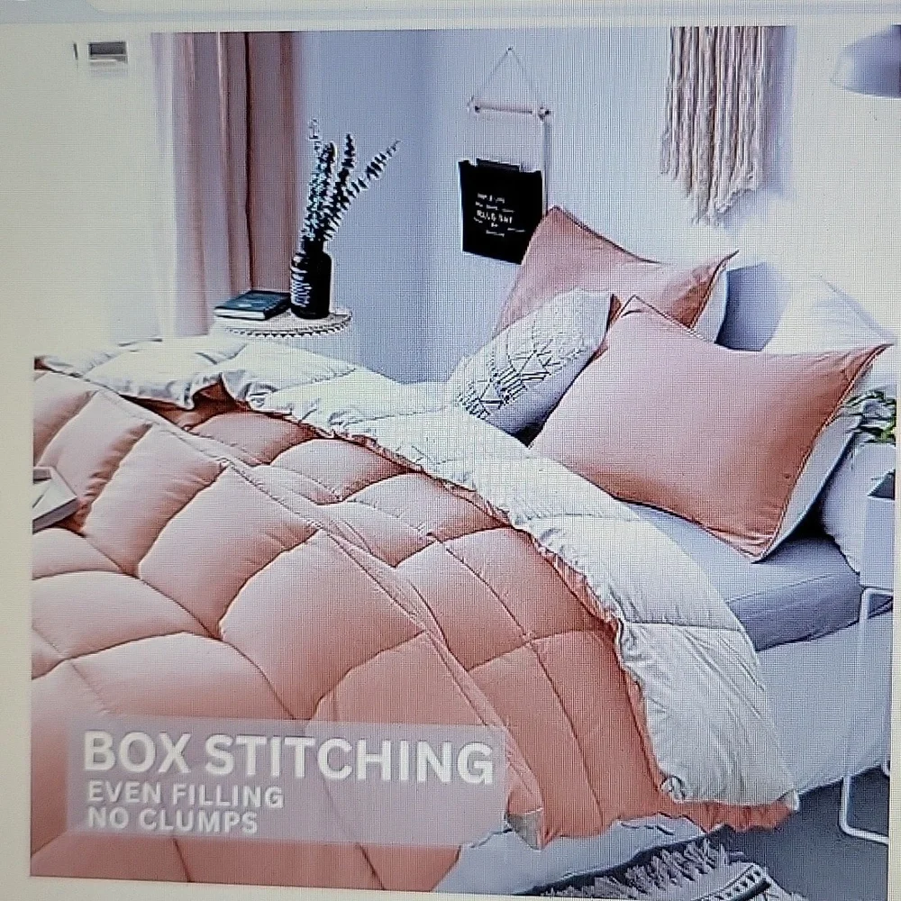 KASENTEX Twin Rose/Beige DownAlternative Quilted Comforter/insert Reversible New